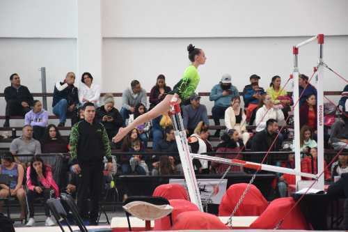 Inician competencias de gimnasia artística en Edomex